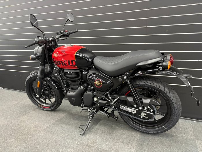 2024 Royal Enfield HUNTER 350 Red
