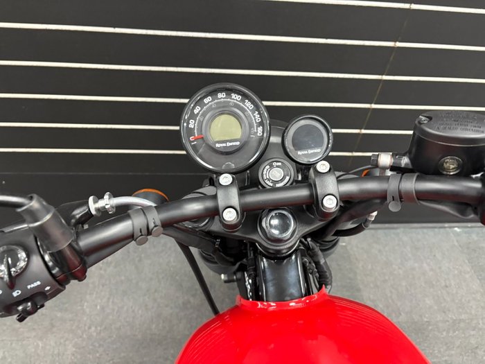2024 Royal Enfield HUNTER 350 Red