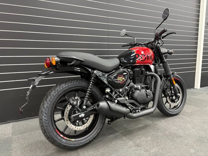 2024 Royal Enfield HUNTER 350 Red