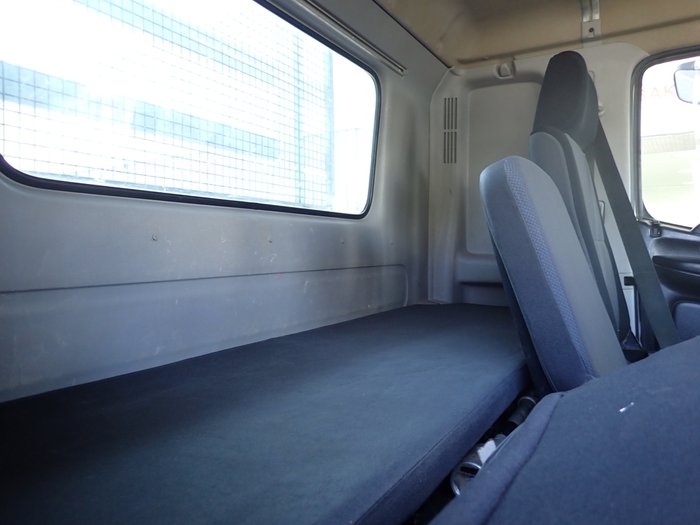 2018 HINO FG 1J WHITE