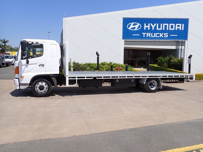 2018 HINO FE 1426