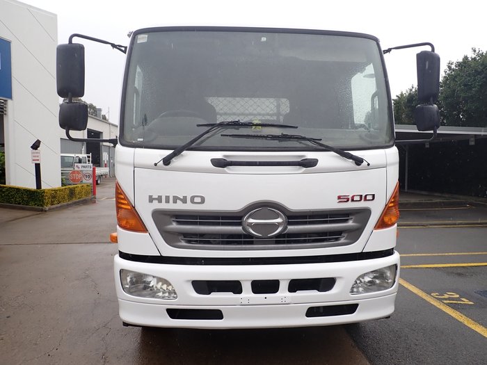2017 HINO FE 1426 WHITE