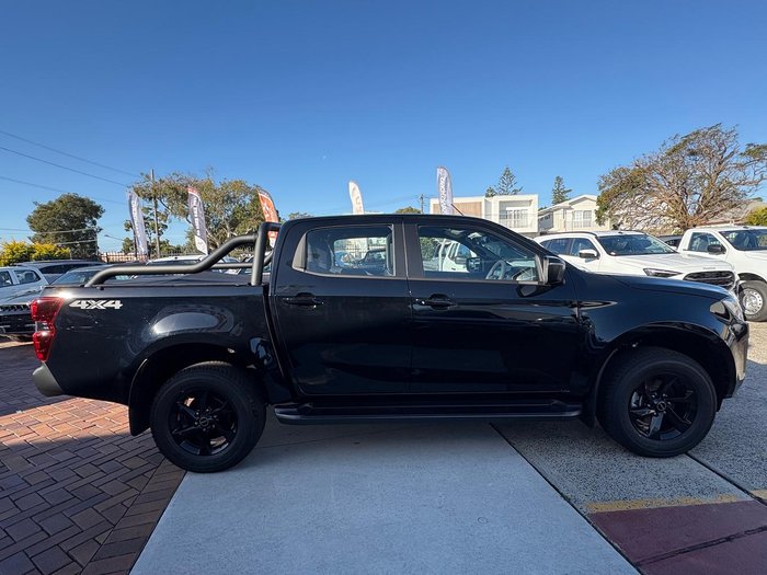 2025 Isuzu D-MAX X-RIDER