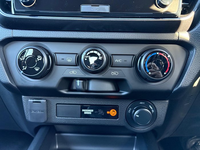 2025 Isuzu D-MAX X-RIDER