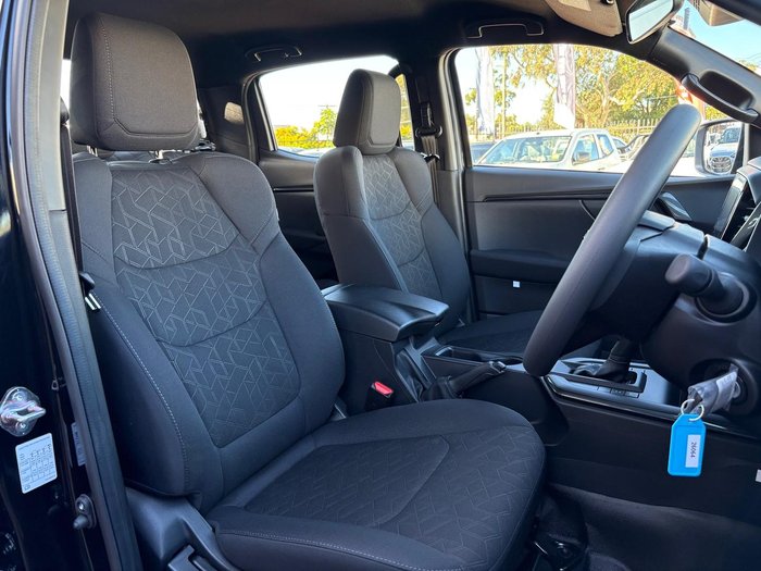 2025 Isuzu D-MAX X-RIDER