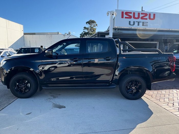 2025 Isuzu D-MAX X-RIDER