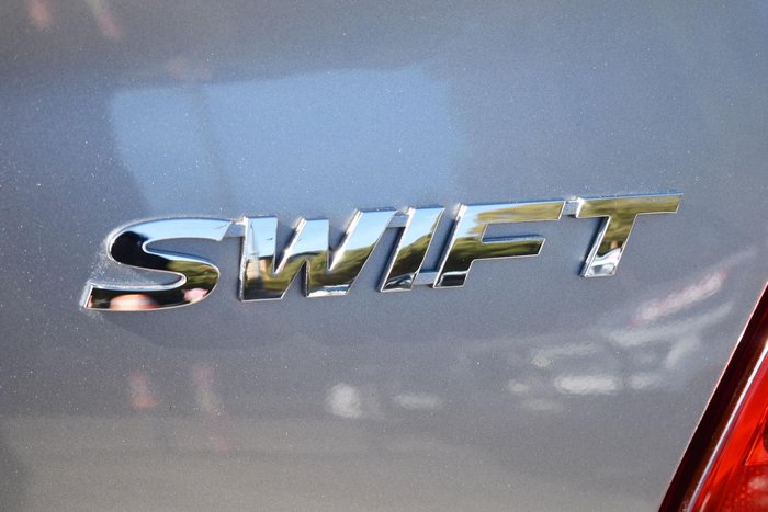 2023 Suzuki Swift GL AZ Series II Premium Silver