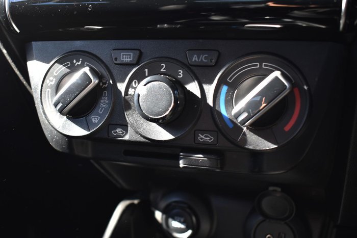 2023 Suzuki Swift GL AZ Series II Premium Silver