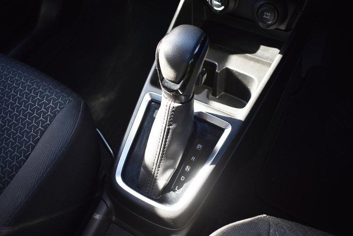 2023 Suzuki Swift GL AZ Series II Premium Silver