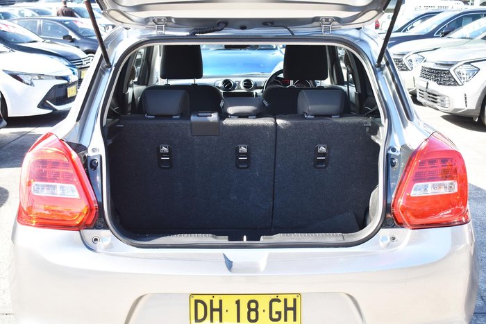 2023 Suzuki Swift GL AZ Series II Premium Silver