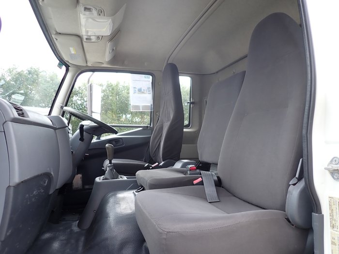 2018 MITSUBISHI FIGHTER 1427