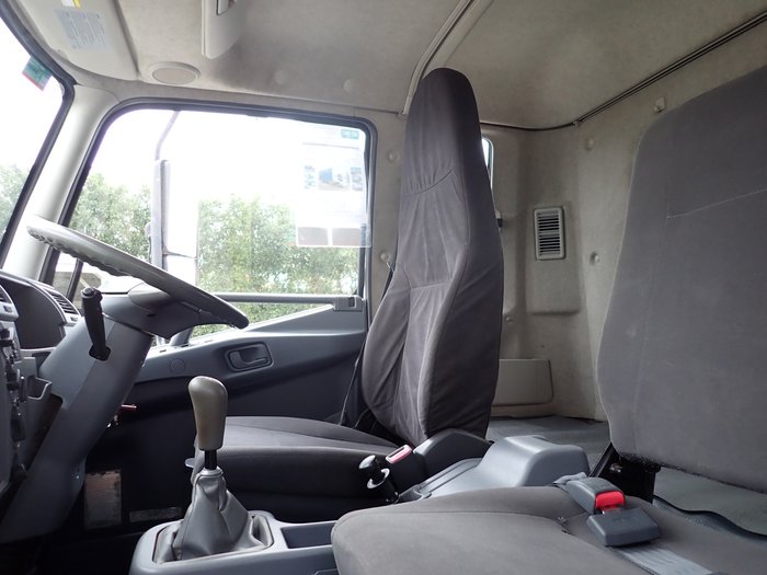 2018 MITSUBISHI FIGHTER 1427