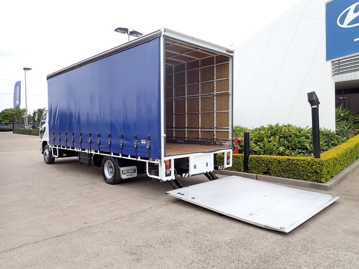 2018 MITSUBISHI FIGHTER 1427