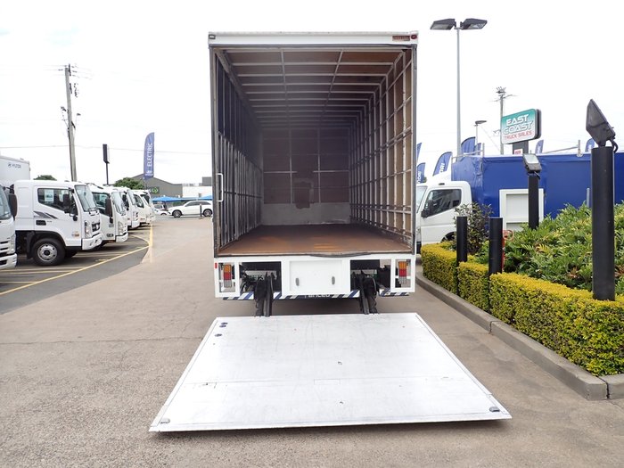 2018 MITSUBISHI FIGHTER 1427