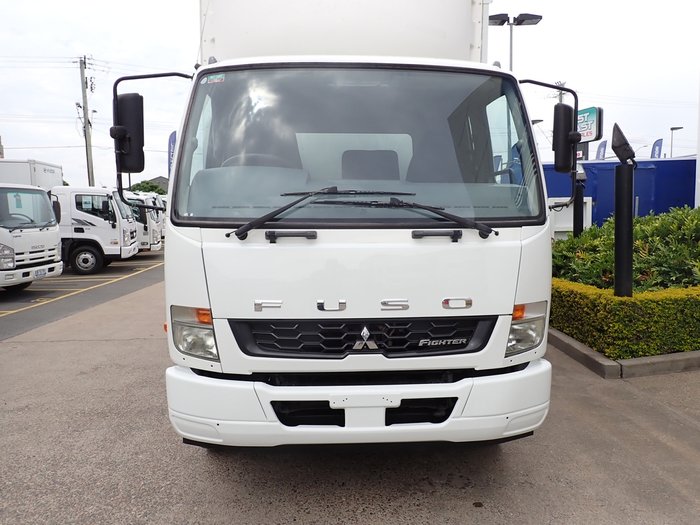 2018 MITSUBISHI FIGHTER 1427 WHITE