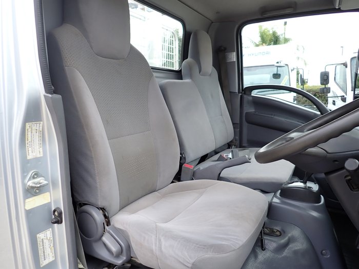 2018 ISUZU NLR 45-150