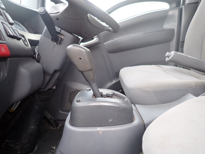 2018 ISUZU NLR 45-150
