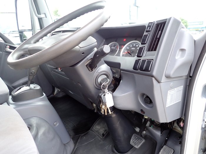 2018 ISUZU NLR 45-150