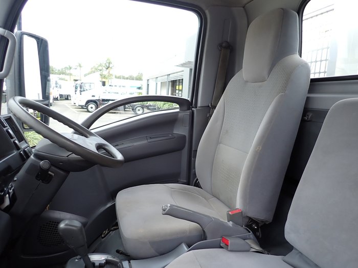 2018 ISUZU NLR 45-150