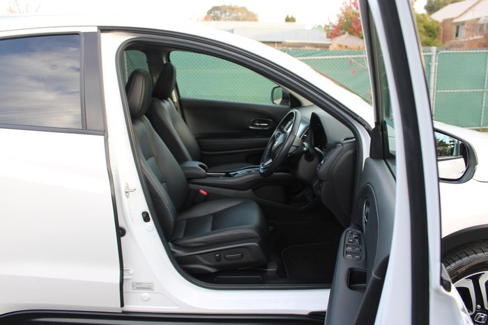 2021 Honda HR-V VTi-LX MY21 Platinum White