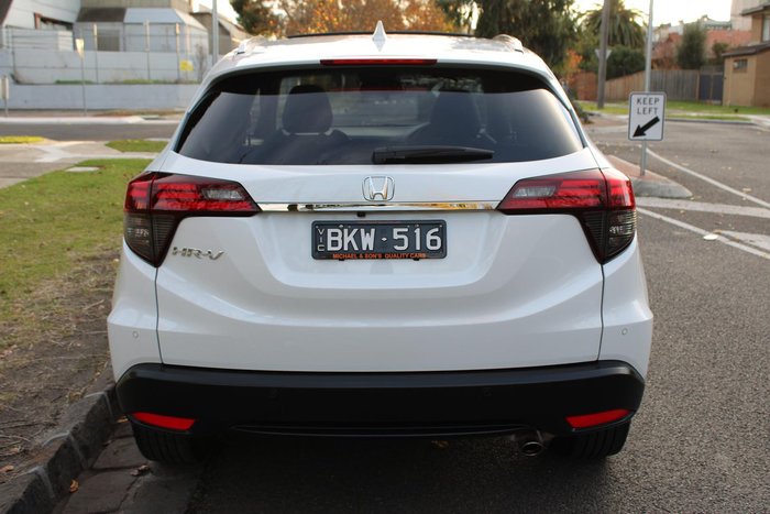 2021 Honda HR-V VTi-LX MY21 Platinum White