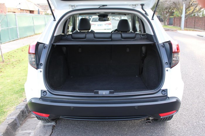 2021 Honda HR-V VTi-LX MY21 Platinum White