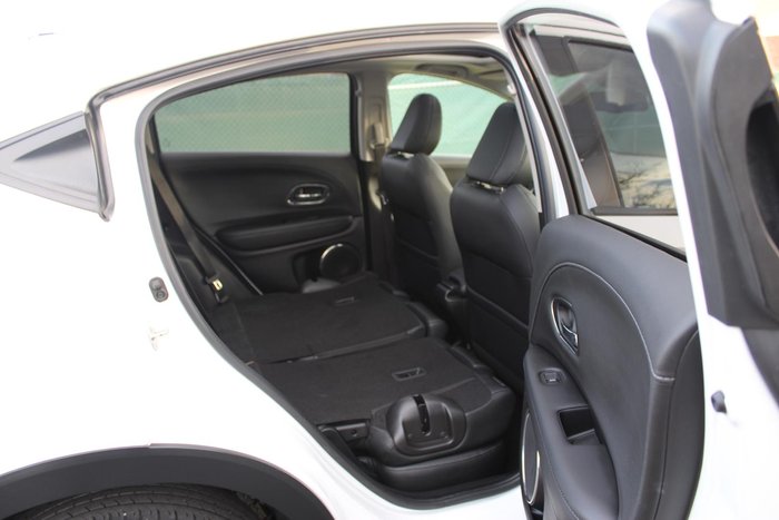 2021 Honda HR-V VTi-LX MY21 Platinum White
