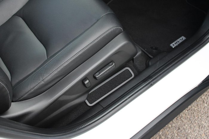 2021 Honda HR-V VTi-LX MY21 Platinum White