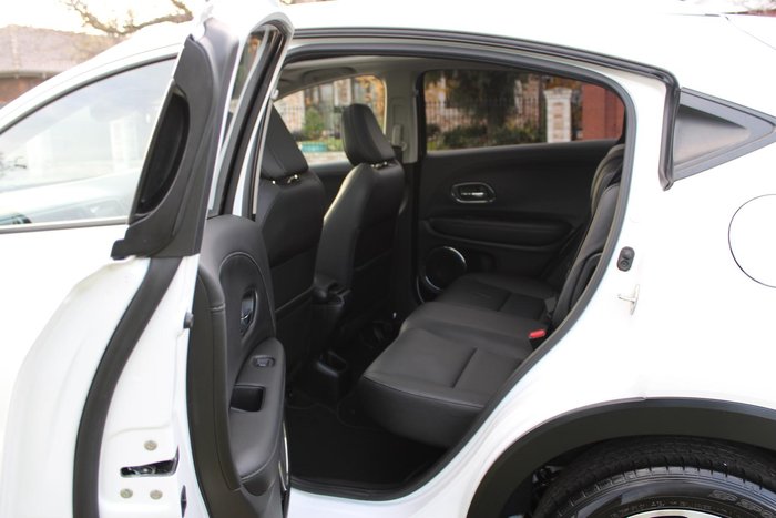 2021 Honda HR-V VTi-LX MY21 Platinum White