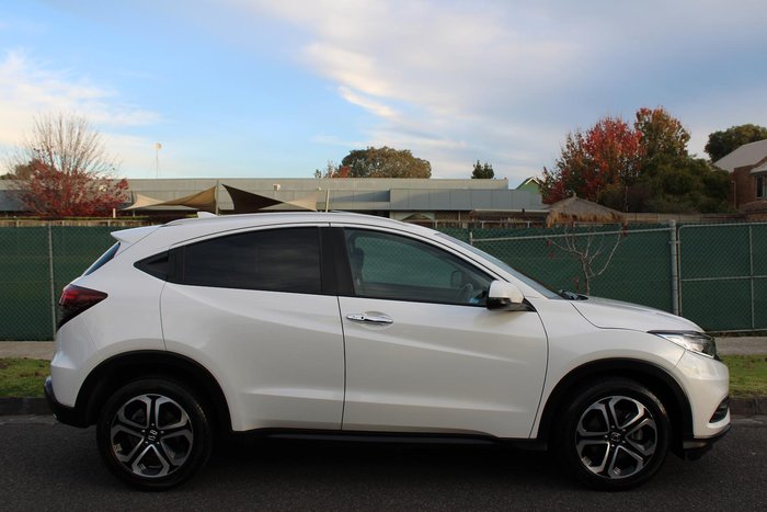 2021 Honda HR-V VTi-LX MY21 Platinum White