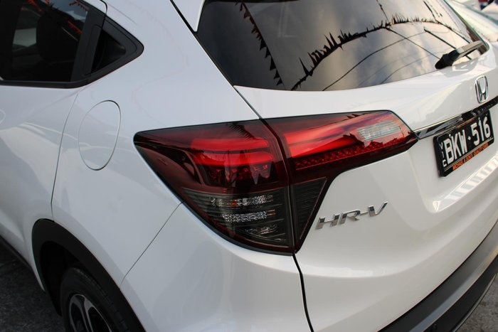 2021 Honda HR-V VTi-LX MY21 Platinum White