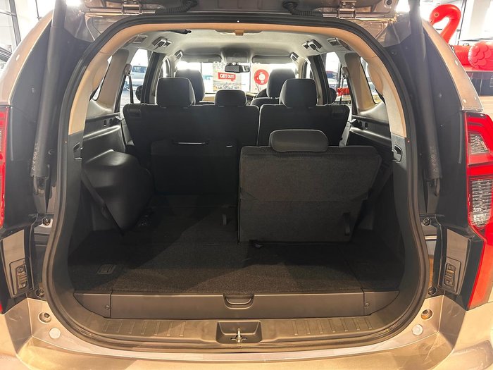 2024 Mitsubishi Pajero Sport GLS