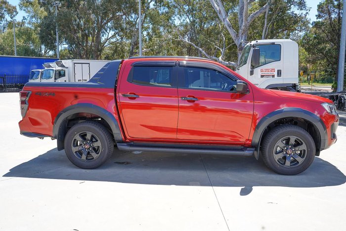 2025 Isuzu D-MAX X-TERRAIN