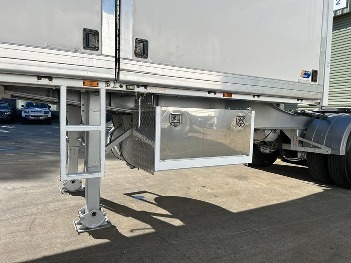 2007 Maxitrans St3 Lead A 10 Pallet Slide A Side