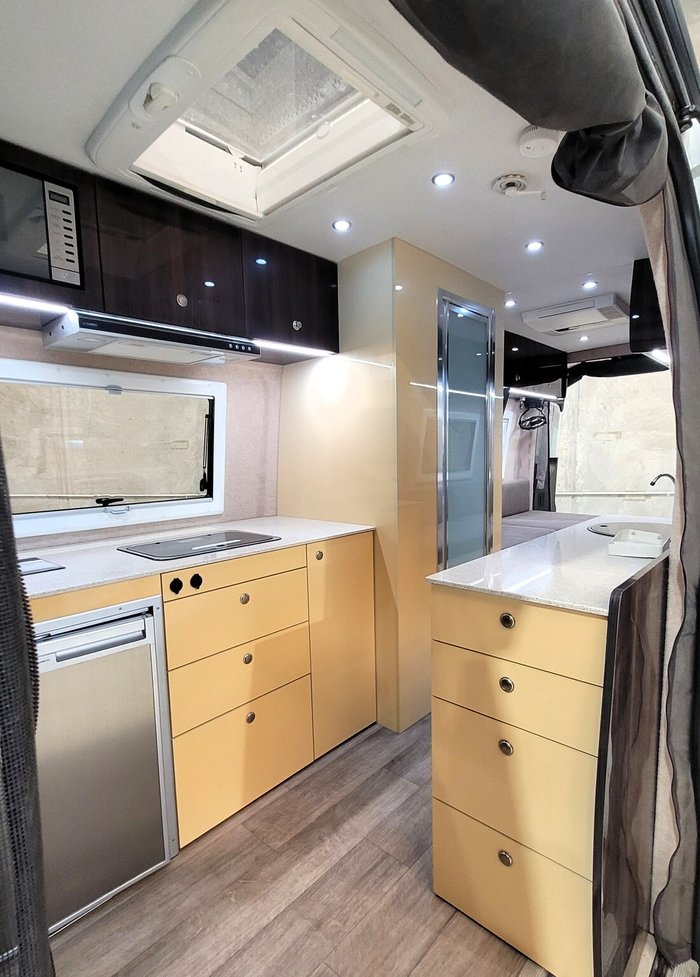 2019 DOVE Mercedes Sprinter Campervan
