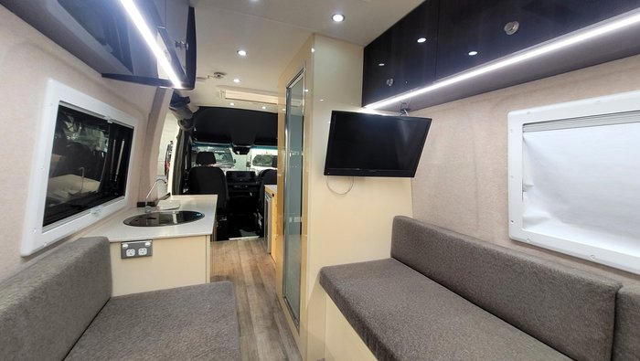 2019 DOVE Mercedes Sprinter Campervan