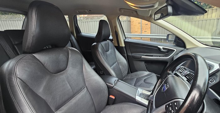 2012 Volvo XC60 D4 Teknik MY13 Ice White