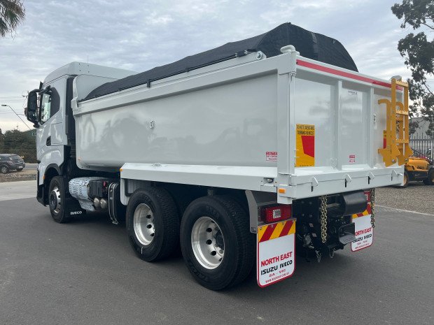 2025 Iveco S-WAY AS 550  