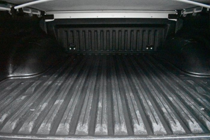 2021 Nissan Navara ST