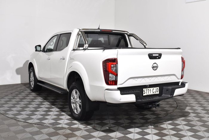 2021 Nissan Navara ST
