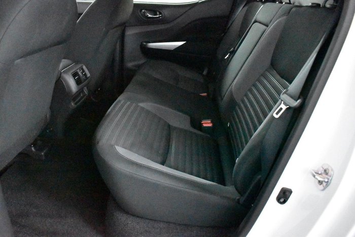 2021 Nissan Navara ST