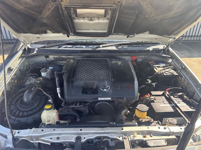 2007 Toyota Hilux SR5 KUN26R MY07 4X4 Sterling Silver