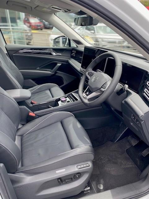 2025 Volkswagen Golf 110TSI R-Line