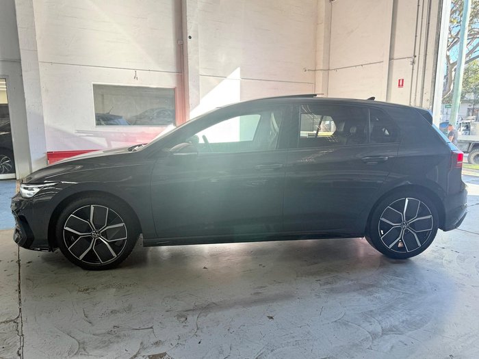 2025 Volkswagen Golf 110TSI R-Line