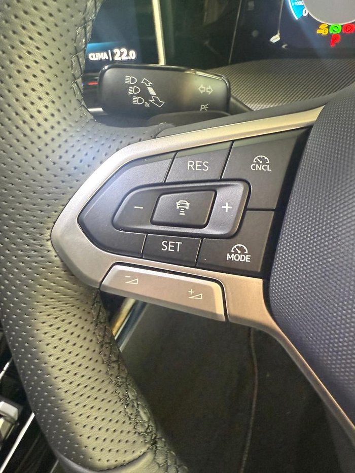 2025 Volkswagen Golf 110TSI R-Line