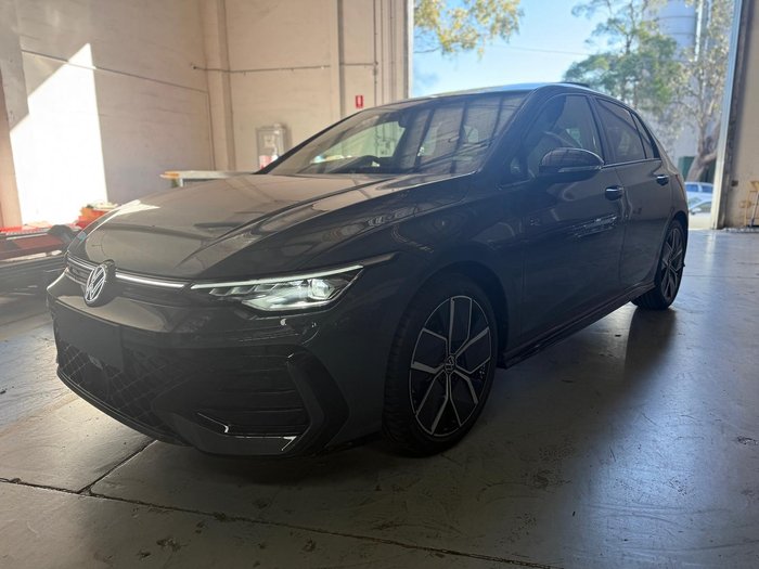 2025 Volkswagen Golf 110TSI R-Line
