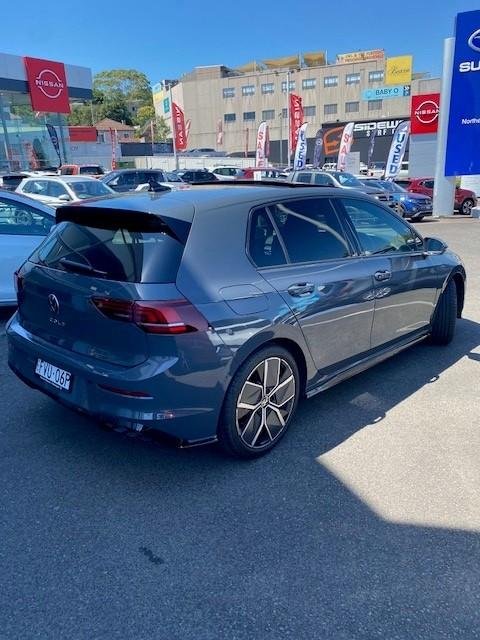 2025 Volkswagen Golf 110TSI R-Line