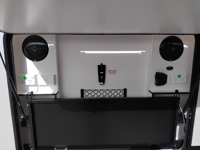 2025 Traveller Destination Cruise 20Ft Couples Semi Off-Road Full Composite