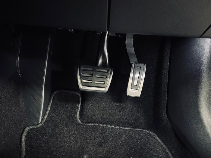 2025 SKODA Karoq 140TSI Sportline