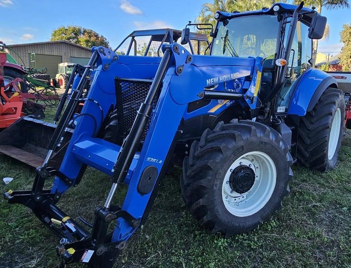 2022 New Holland T5.110 Electro Command S Blue